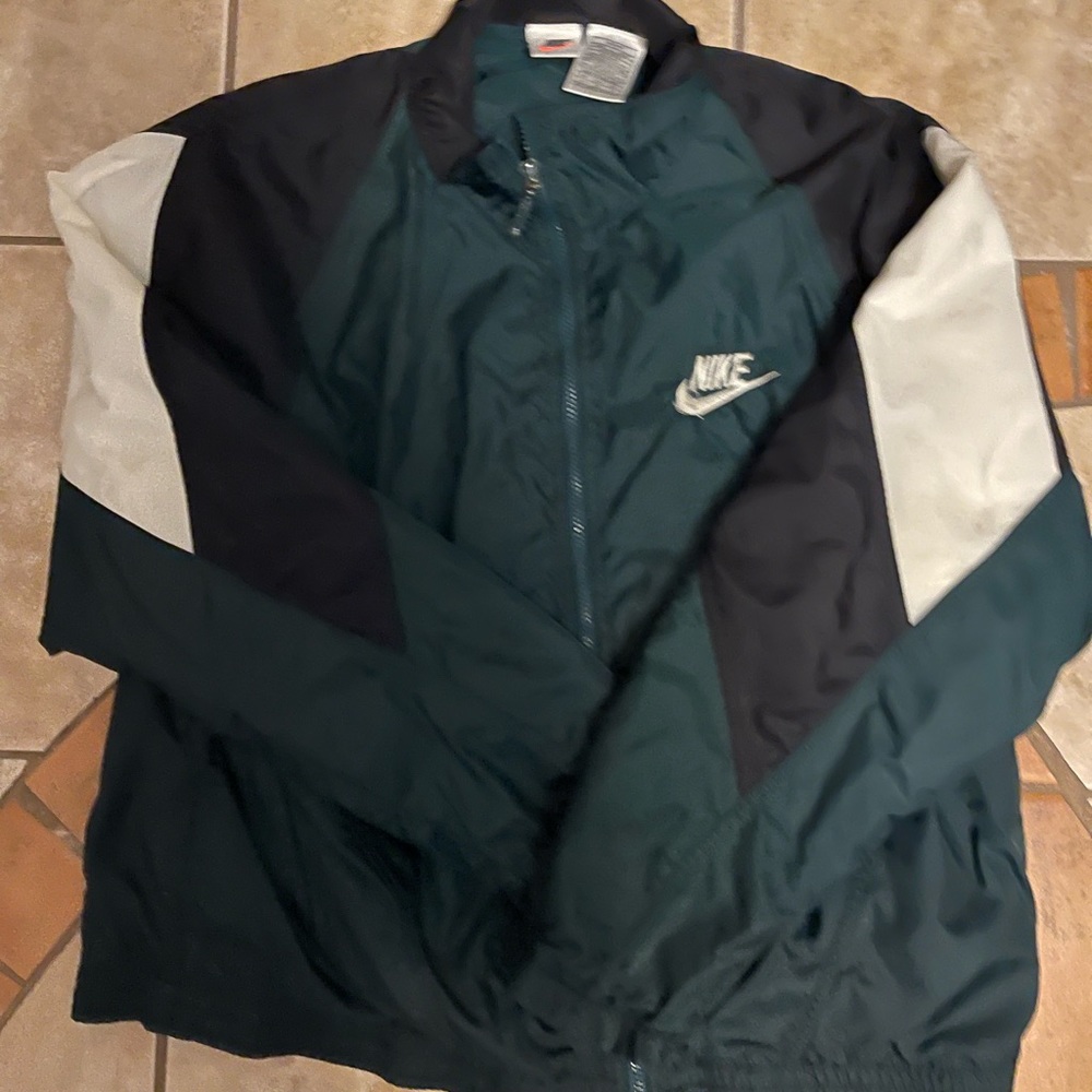 Vintage Nike windbreaker size medium